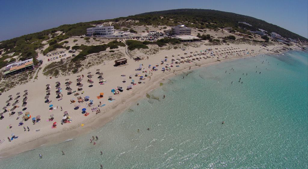 Pinos Playa Suites Playa Migjorn Kültér fotó