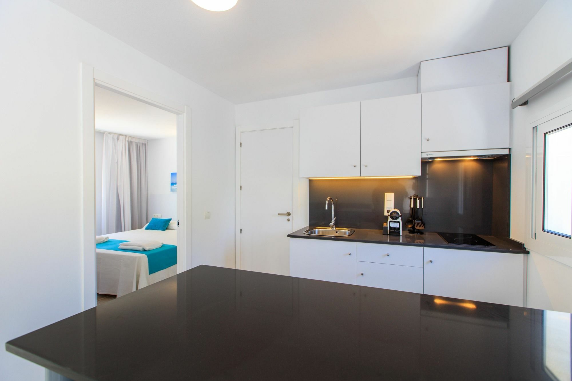 Pinos Playa Suites Playa Migjorn Kültér fotó